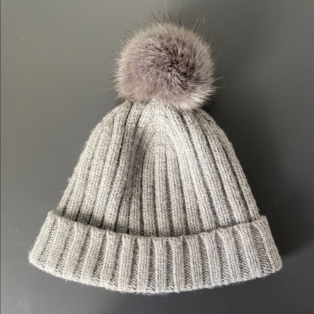 J. Crew Gray Cozy Wool Cashmere Blend Knit Hat OS Fur Pom Preppy Ski Resort Trip
